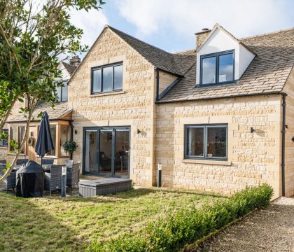Nursery End House Garden - StayCotswold