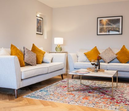 Nursery End House Sitting Room - StayCotswold