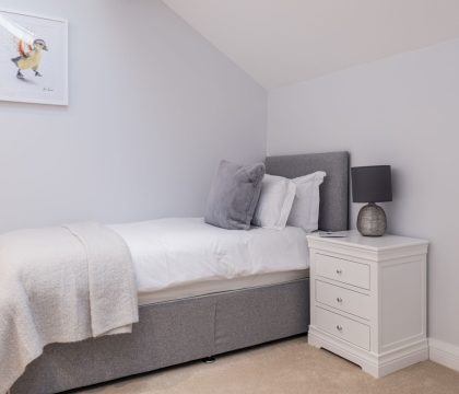 Nursery End House Bedroom 3 - StayCotswold