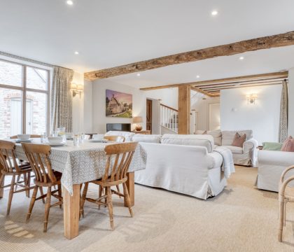Prince Barn Dining Area - StayCotswold