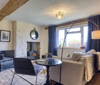 Honey Cottage Sitting Area - StayCotswold