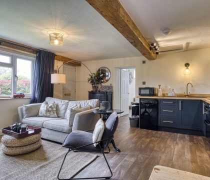 Honey Cottage Kitchen Area - StayCotswold