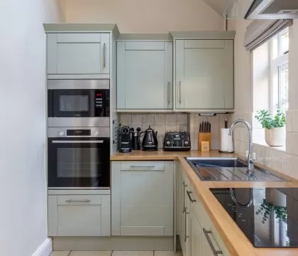 Enoch Cottage Kitchen - StayCotswold