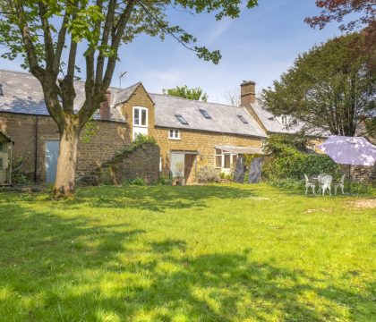The Granary at Oriel Farm Garden - StayCotswold