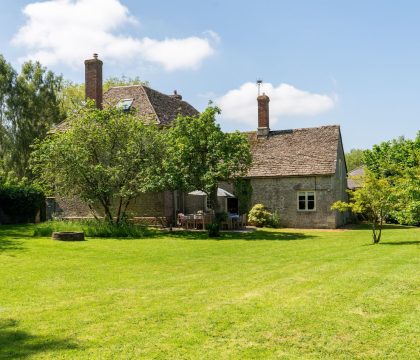 Yew Tree Farmhouse - StayCotswold