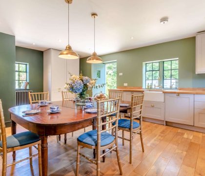 Brook Cottage Kitchen - StayCotswold
