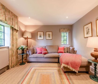 Brook Cottage Snug - StayCotswold