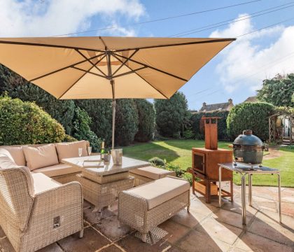 Cross Keys Cottage Patio - StayCotswold