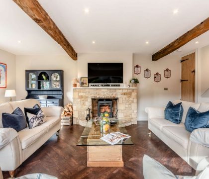 Cross Keys Cottage Sitting Room - StayCotswold