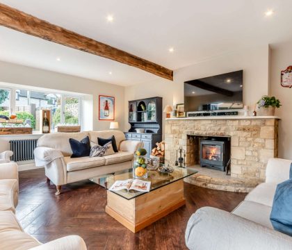 Cross Keys Cottage Sitting Room - StayCotswold