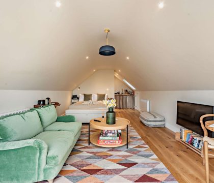 Keepers Annexe Sitting Area - StayCotswold