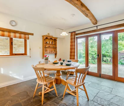 Cider Press Cottage Kitchen - StayCotswold