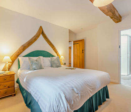 Cider Press Cottage Master Bedroom - StayCotswold