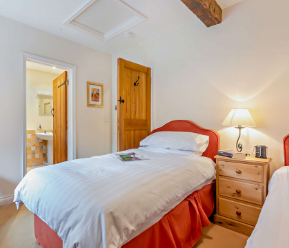 Cider Press Cottage Bedroom 2 - StayCotswold