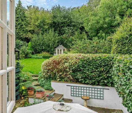 The Glen, Ilmington Garden - StayCotswold