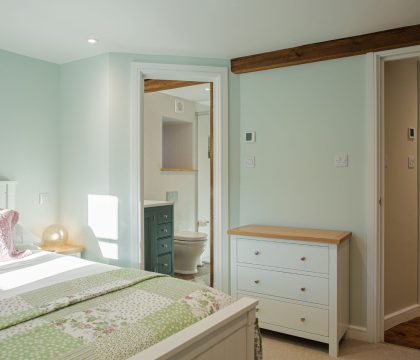 Gardners Cottage Bedroom 4 - StayCotswold