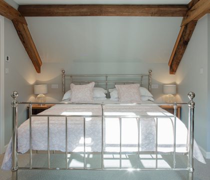 Gardners Cottage Master Bedroom - StayCotswold