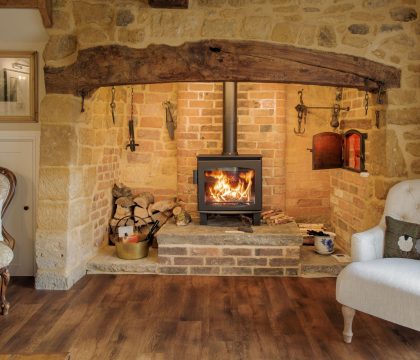 Gardners Cottage Sitting Room - StayCotswold