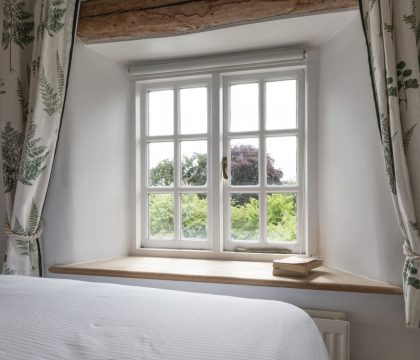 Lilac Cottage Bedroom 2 - StayCotswold