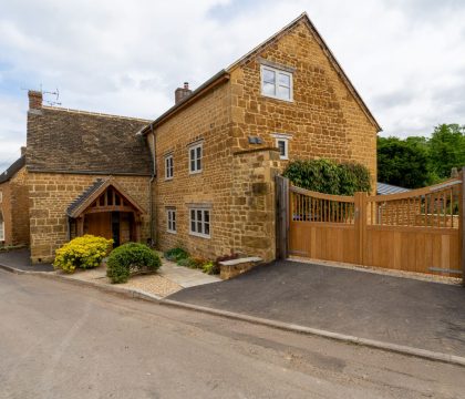Gardners Cottage - StayCotswold