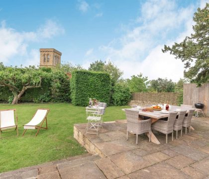 Norman Chapel Garden - StayCotswold