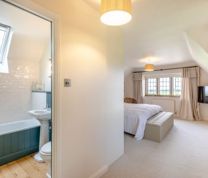 Keepers House Master Bedroom - StayCotswold