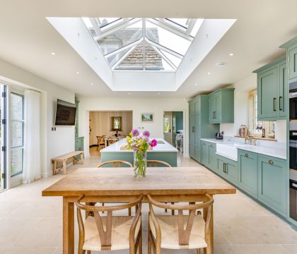 Keepers Lodge Kitchen - StayCotswold