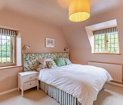 Keepers Lodge Bedroom 3 - StayCotswold