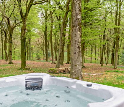 Keepers Lodge Hot Tub - StayCotswold