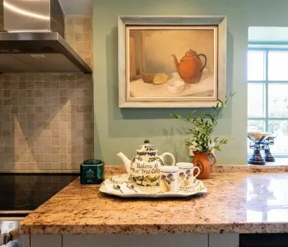 Pear Tree Cottage Bourton Kitchen - StayCotswold