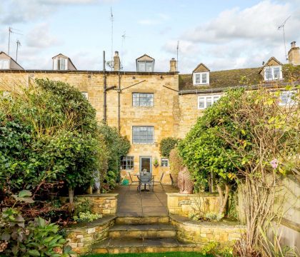 Knoll Cottage Garden - StayCotswold