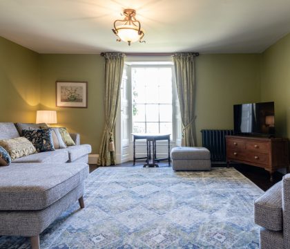 Old Rectory Family Room - StayCotswold