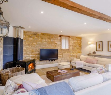 High Barn & Little Barn Lounge - StayCotswold
