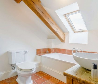 High Barn & Little Barn Bathroom - StayCotswold