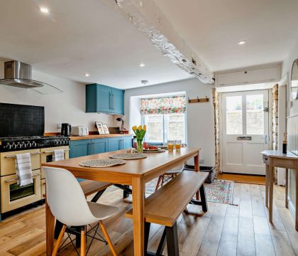 The Old House Kitchen - StayCotswold
