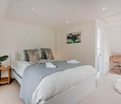 5 Stone Cottage Master Bedroom - StayCotswold