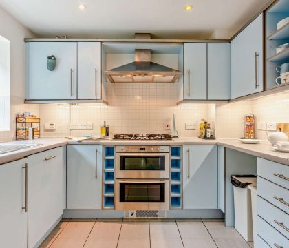 5 Stone Cottage Kitchen - StayCotswold