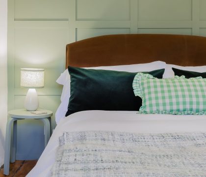 Orchard Cottage Master Bedroom - StayCotswold