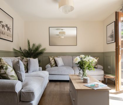 Puddleduck House Sitting Room - StayCotswold
