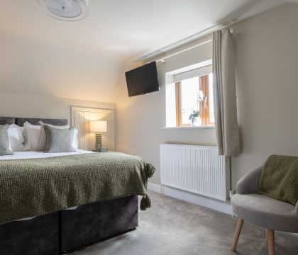 Puddleduck House - Master bedroom 