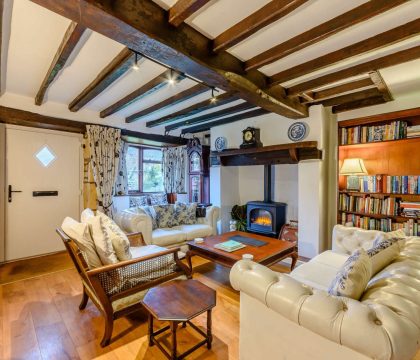 Summer Hayes Sitting Room - StayCotswold