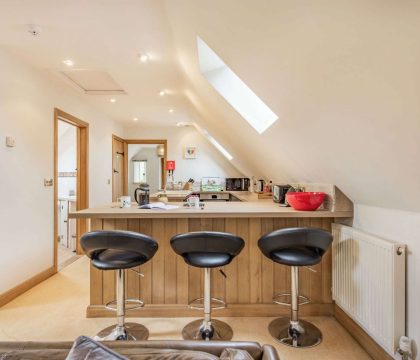 Rainbow Barns Kitchen - StayCotswold