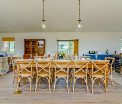 Coppers Barn Dining Room - StayCotswold 