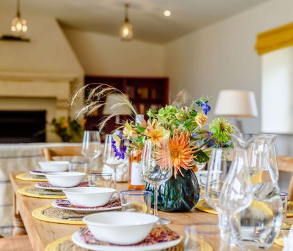 Coppers Barn Dining Room - StayCotswold 