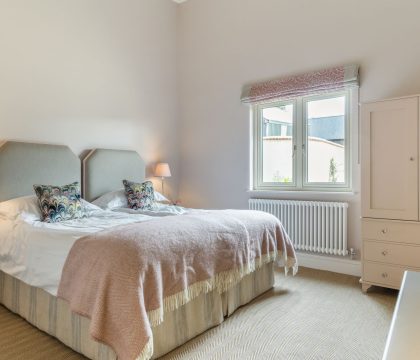 Coppers Barn Bedroom - StayCotswold