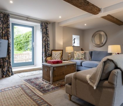 Macs Leap Sitting Room - StayCotswold