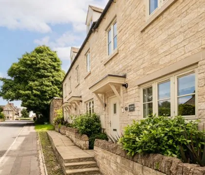 Agatha Bear Cottage - StayCotswold