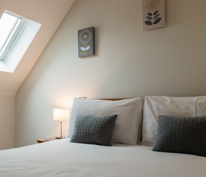 Agatha Bear Cottage Master Bedroom - StayCotswold