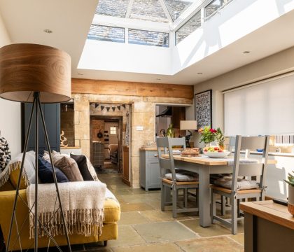 Honeysuckle Cottage Dining Room - StayCotswold