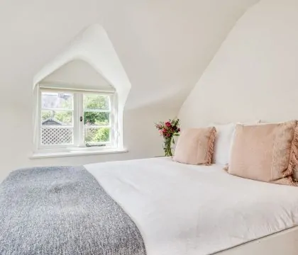 Post Office Cottage Bedroom 2 - StayCotswold